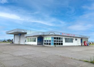 富山支店外観